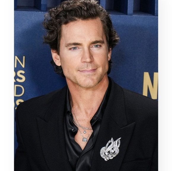 Monet Heavy Electroplate Signed Snowflake Unisex Vintage Rhinestone Brooch Pin - Picture 11 of 11